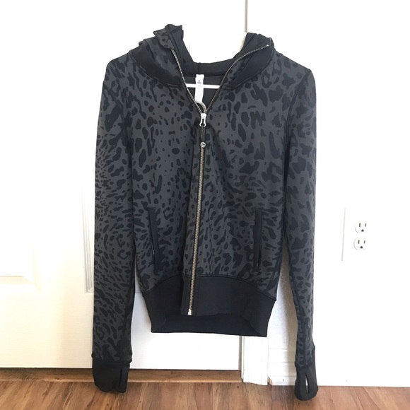 lululemon athletica Jackets & Blazers - Lululemon Namaskar Hoodie